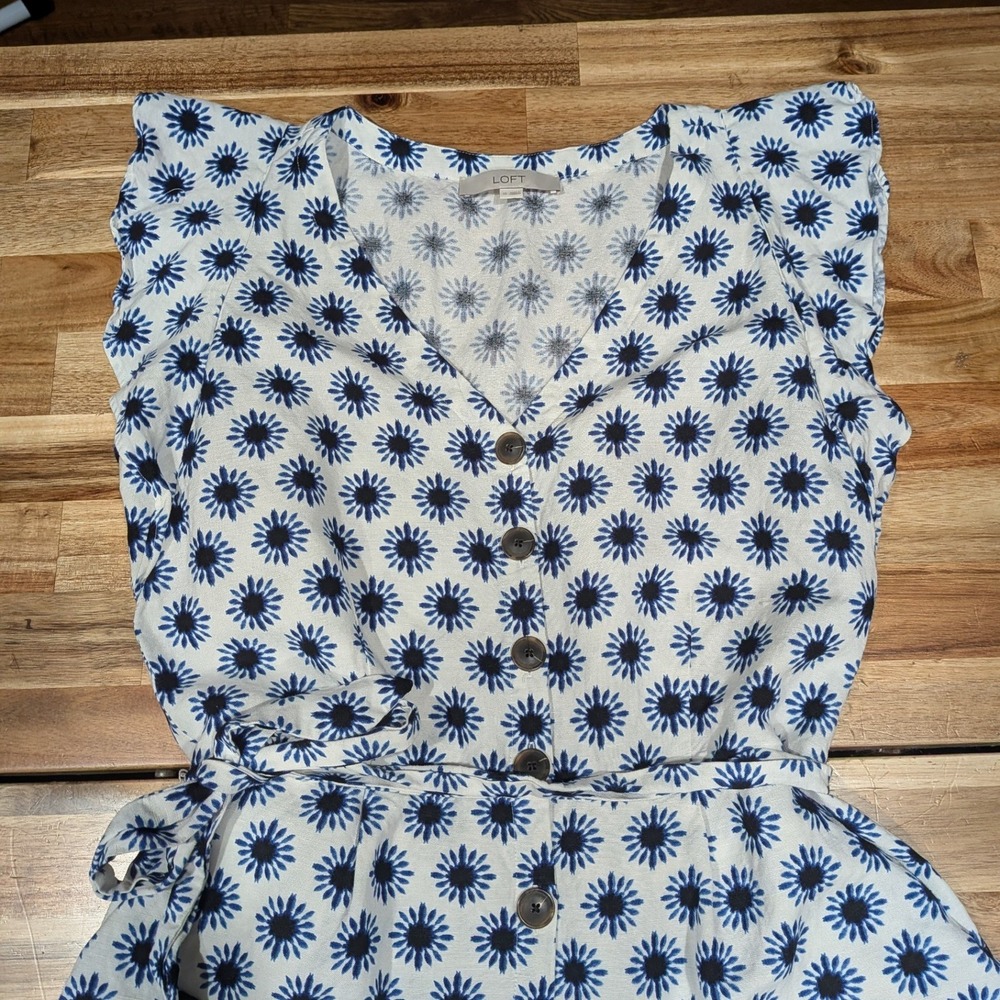 LOFT Womens Romper 10 Linen Blue White Floral Ruffle Sleeve Coastal Cottage - Picture 2 of 10